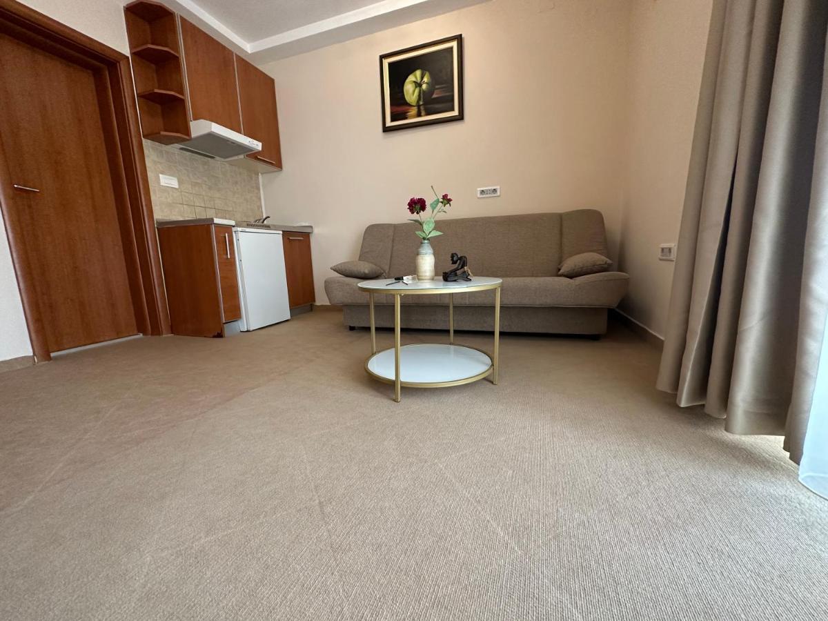 Vila Danica Tivat Apartamento Exterior foto