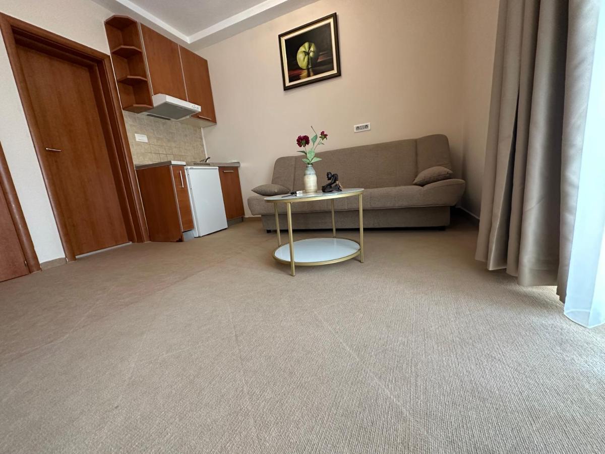 Vila Danica Tivat Apartamento Exterior foto