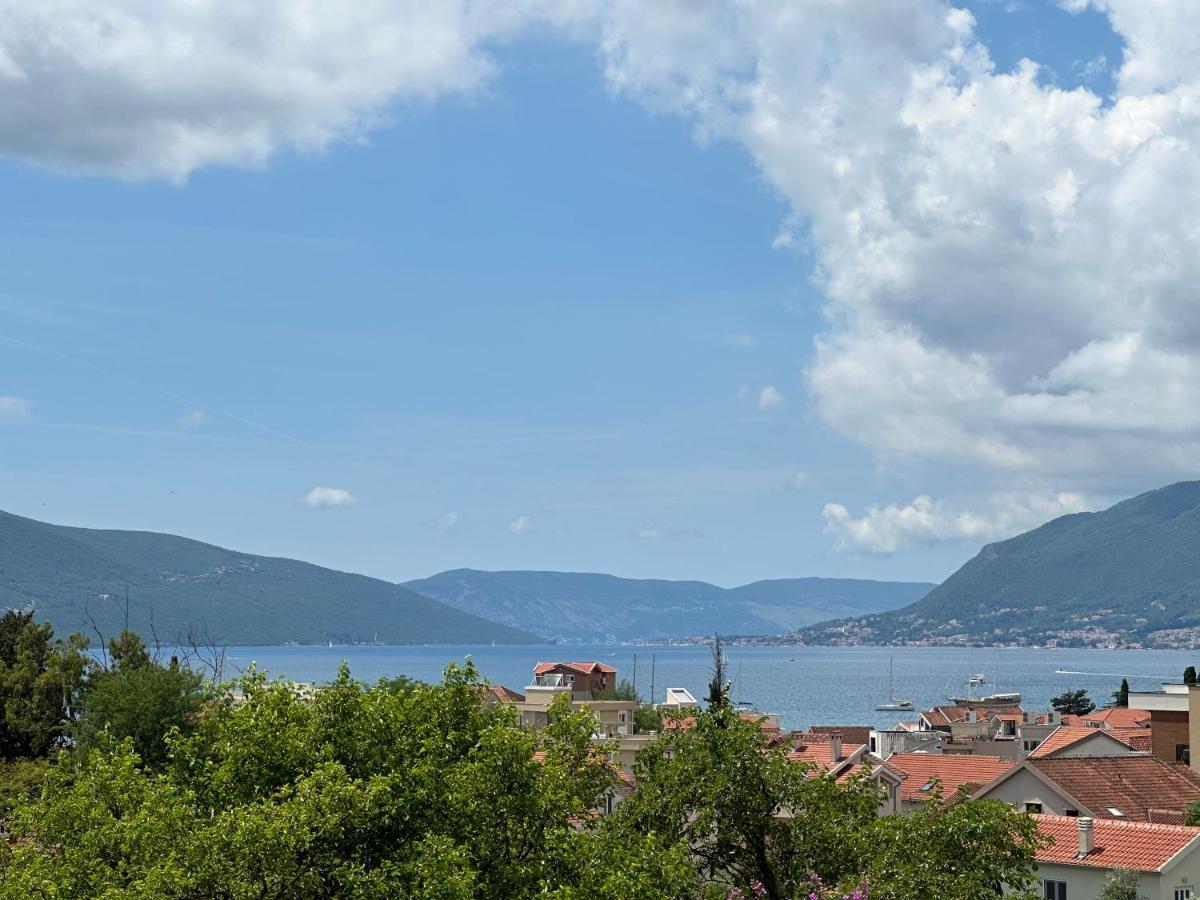 Vila Danica Tivat Apartamento Exterior foto