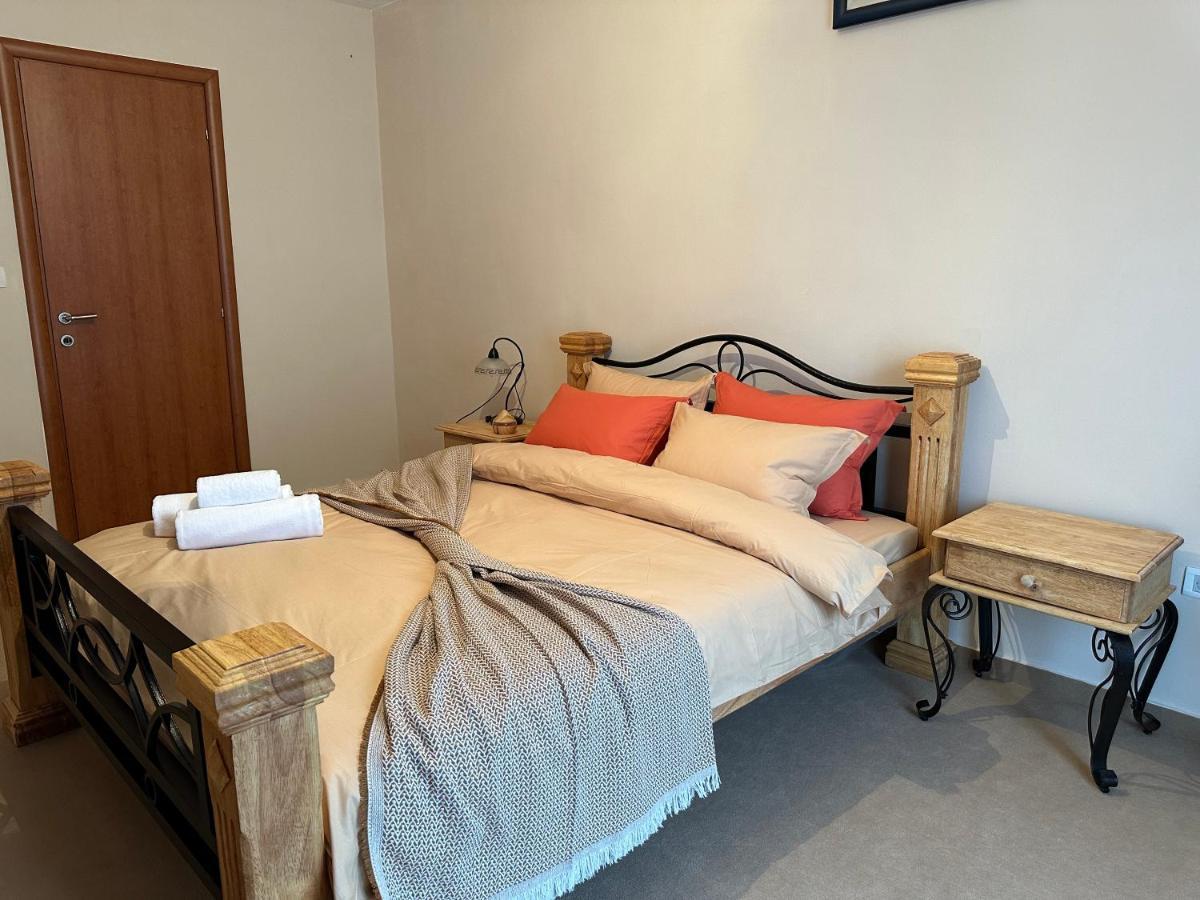 Vila Danica Tivat Apartamento Exterior foto